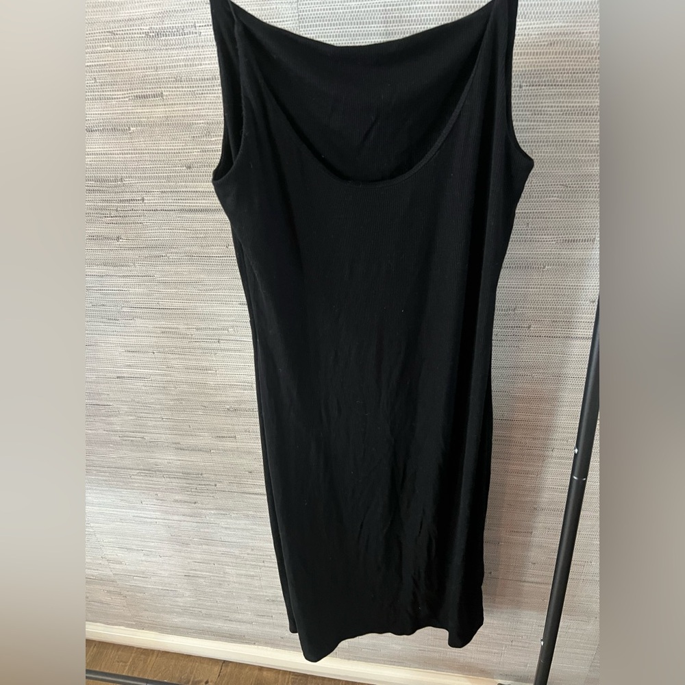 Joah Brown Elegant Black Backless Dress - Picture 7 of 8